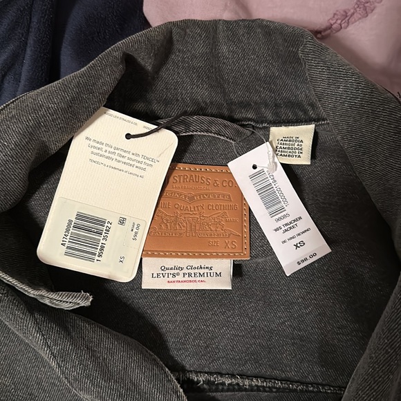 Levi’s black jacket (Aritzia) - Picture 3 of 3